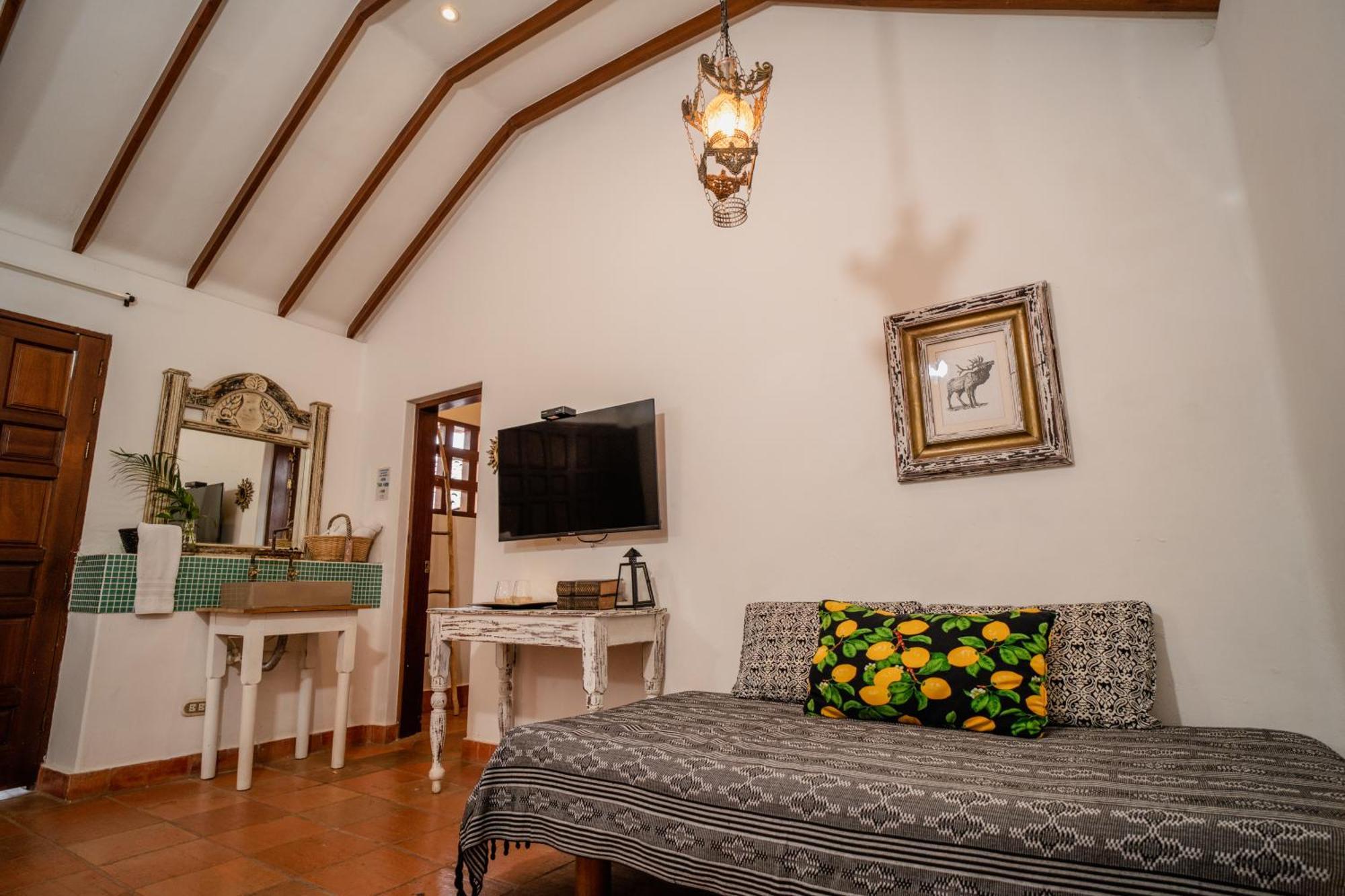 Hotel Boutique Al Alma Santa Fe de Antioquia Extérieur photo
